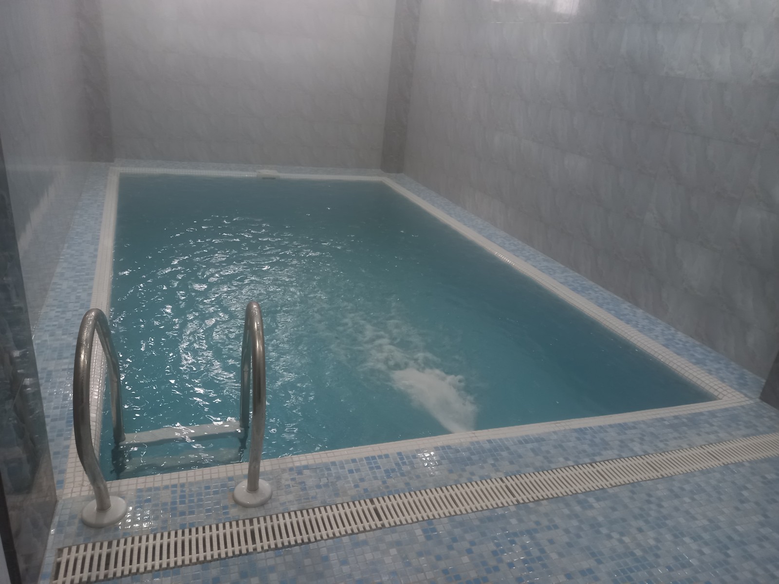 استخر