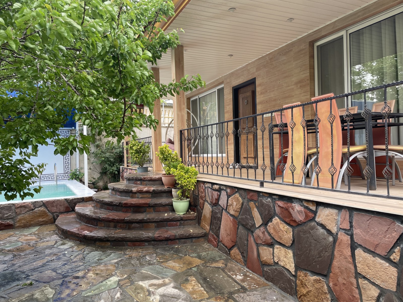 بالکن ویلا بالکن ویلا