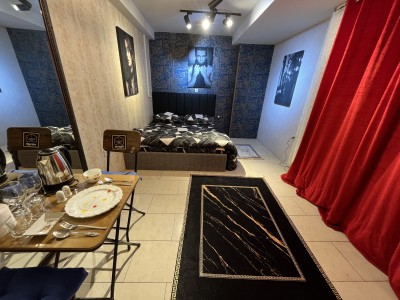 سوئیت تمیز "واحد فلت" در فلکه اول تهرانپارس
