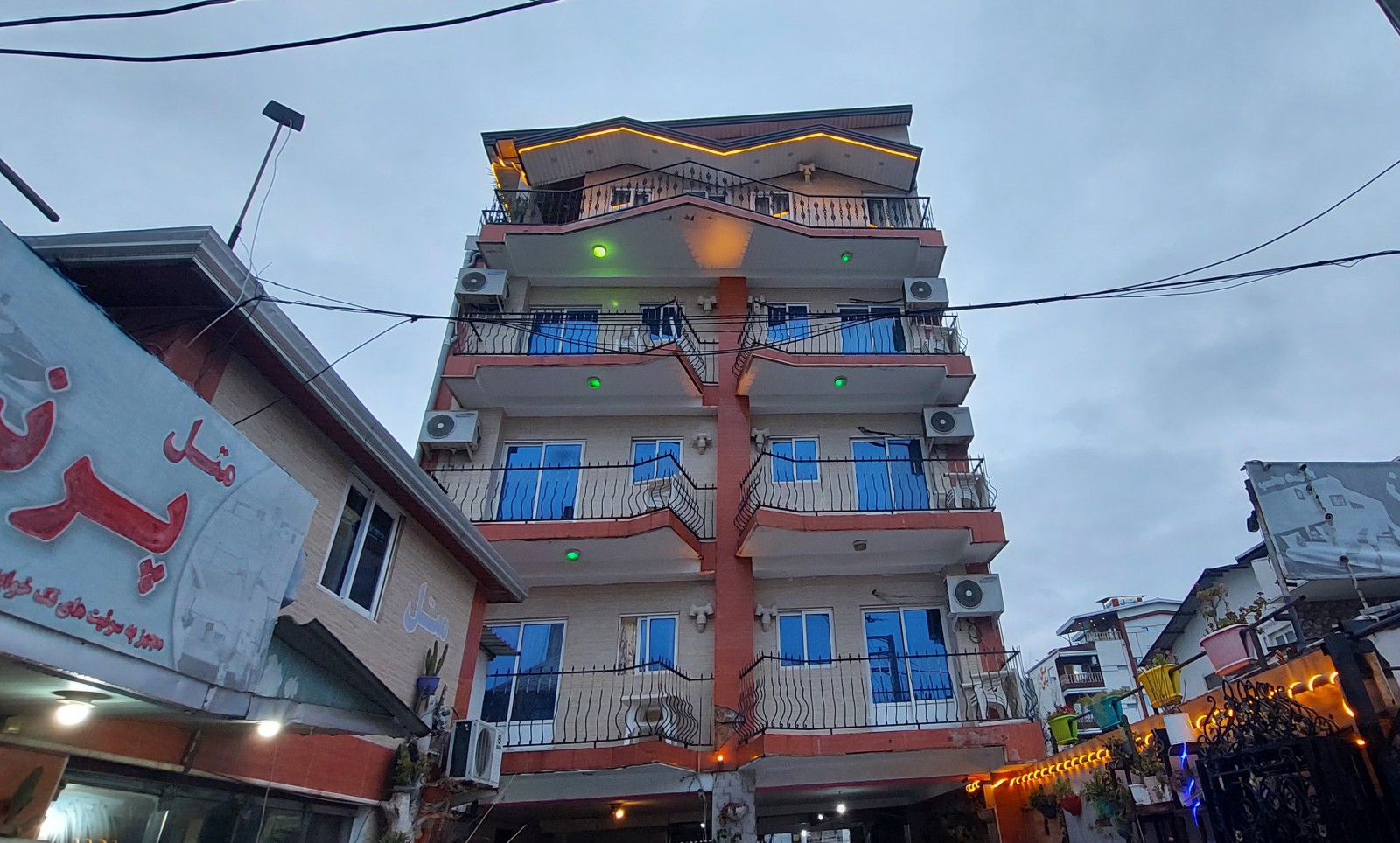 نمای ساختمان نمای ساختمان