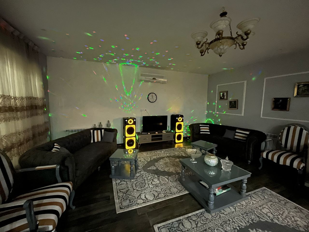 اتاق پذیرایی