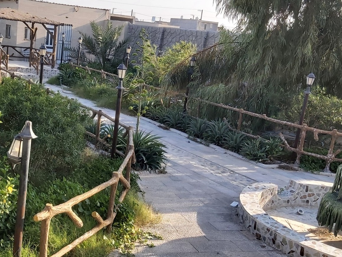 حیاط