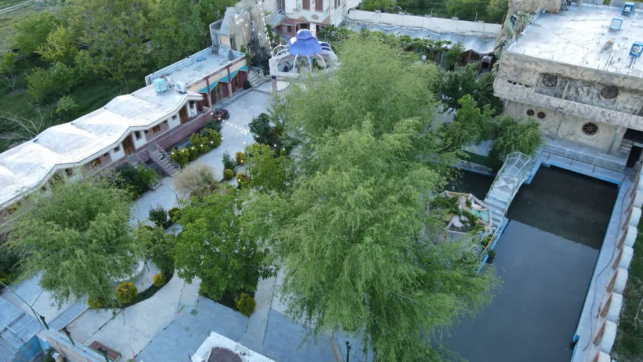 حیاط