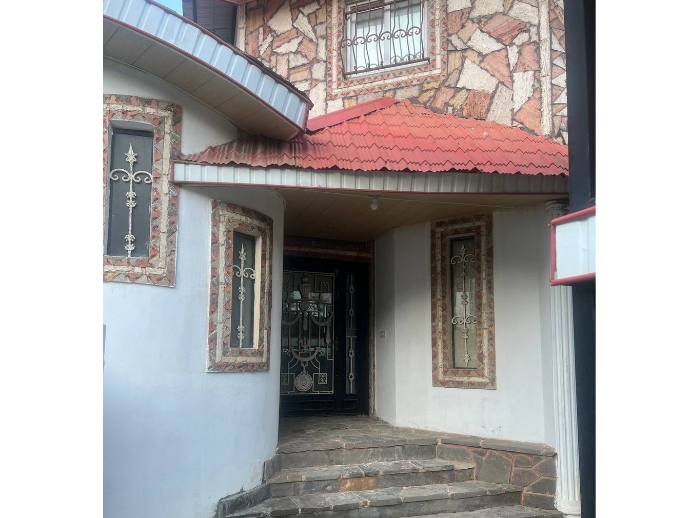 نمای ساختمان