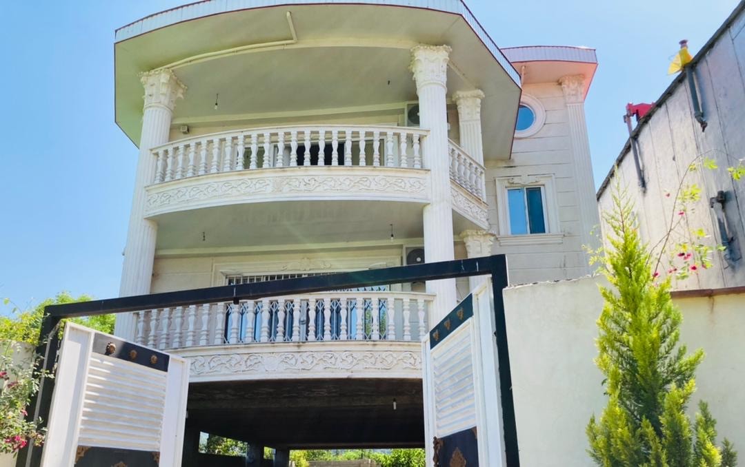 نمای ساختمان