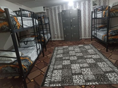 خوابگاه دخترانه «اتاق شش تخته»