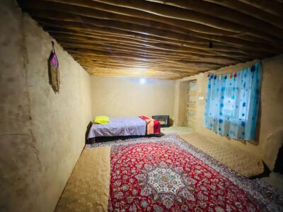 اقامتگاه بومگردی "قلعه سرد" سوییت ۱۸ متری"