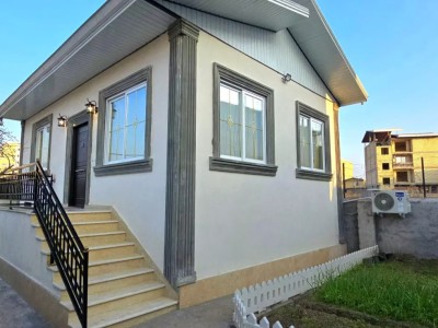 ویلای حیاط دار "سپیدار"