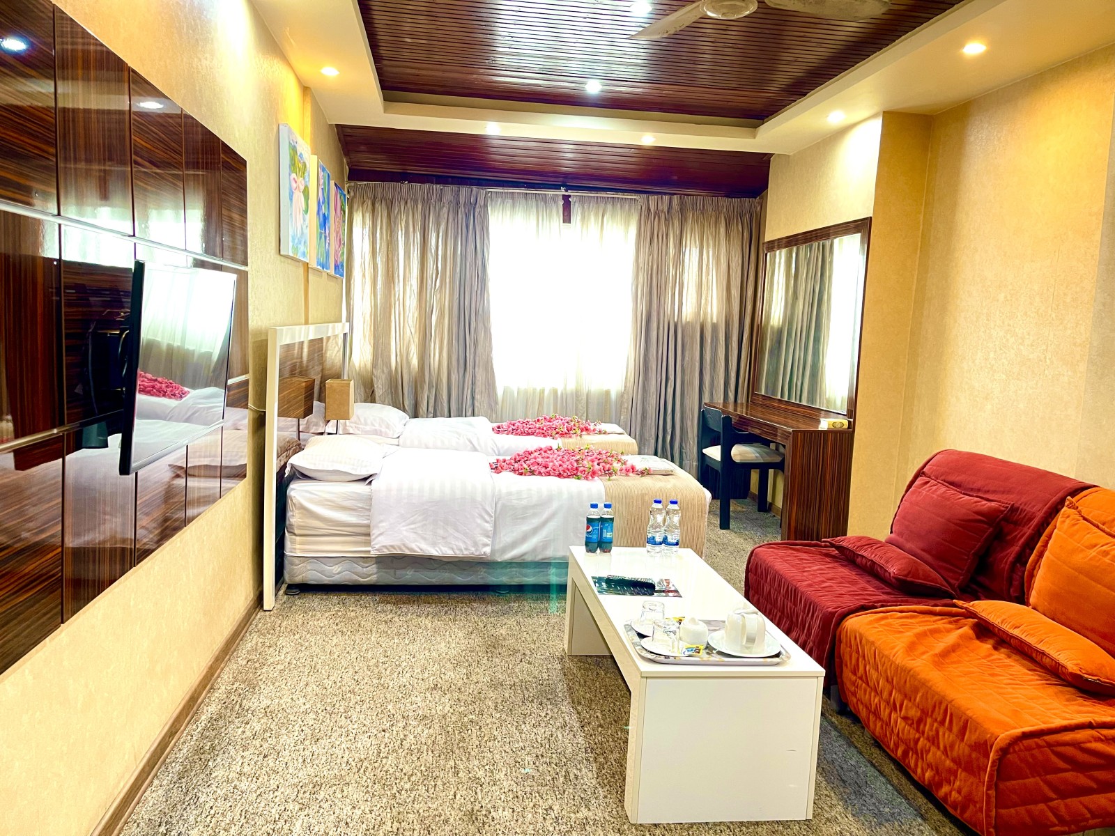 اتاق‌ مستر