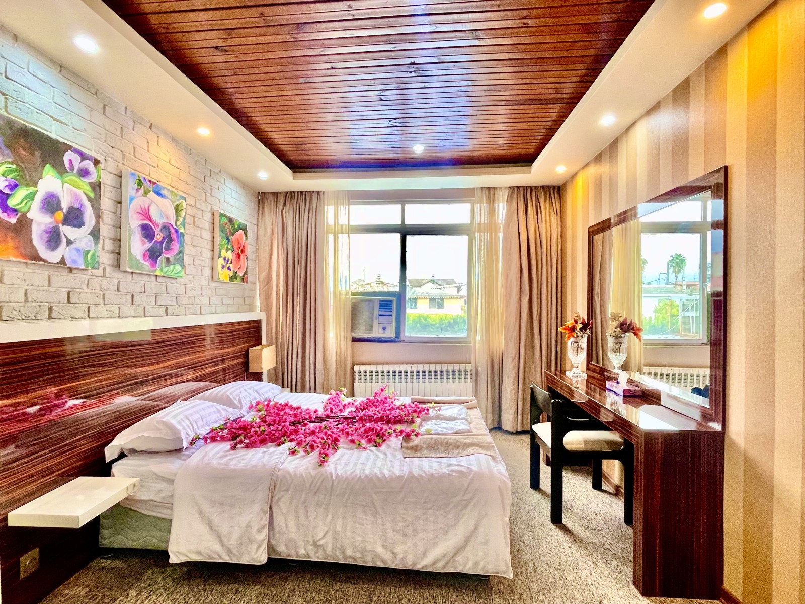 اتاق‌ مستر