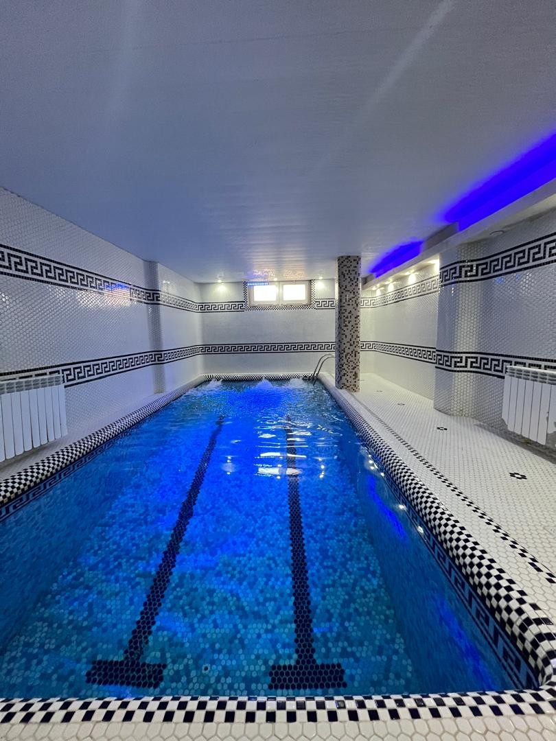 استخر استخر