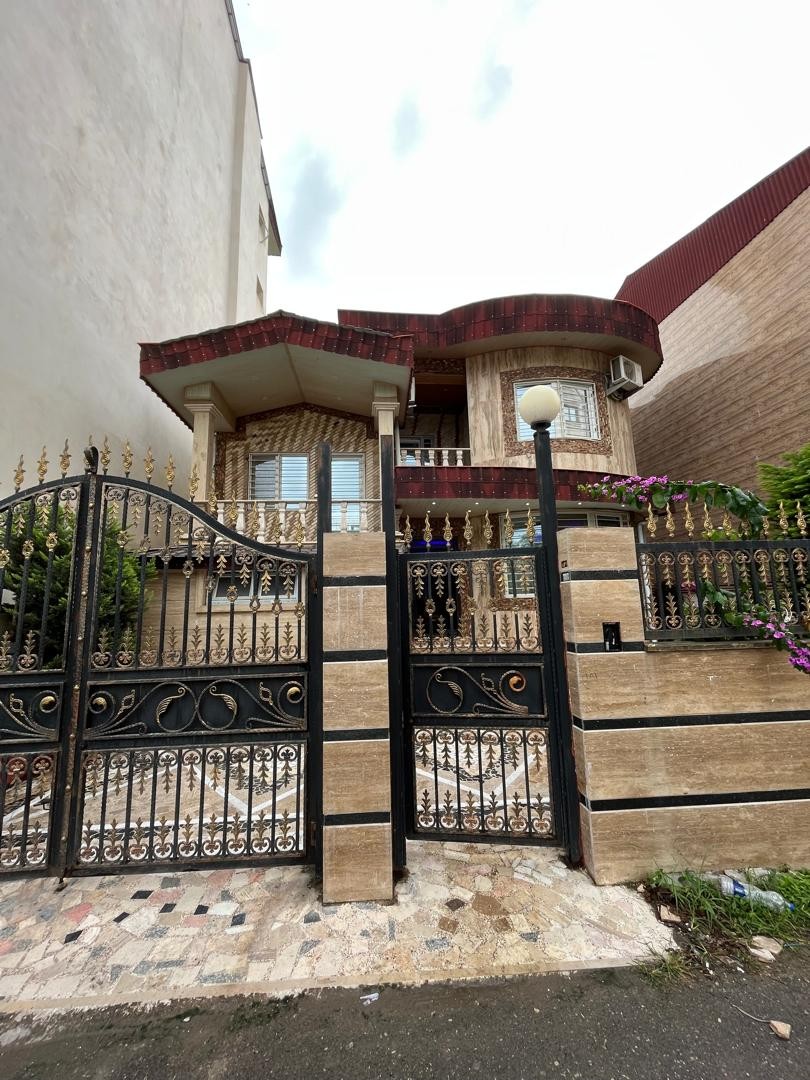 ورودی اقامتگاه ورودی اقامتگاه