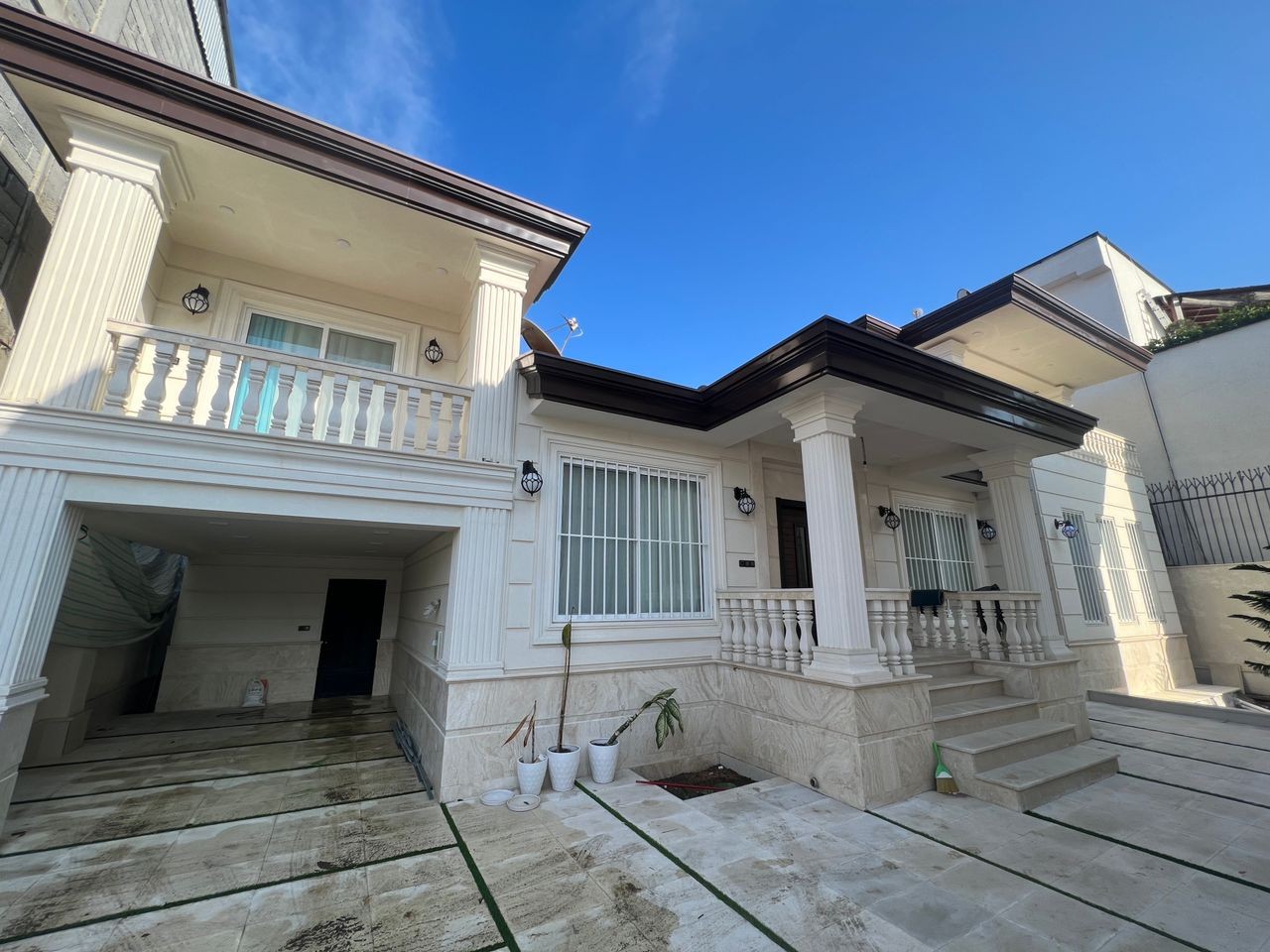 نمای ساختمان