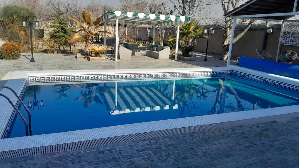 استخر استخر