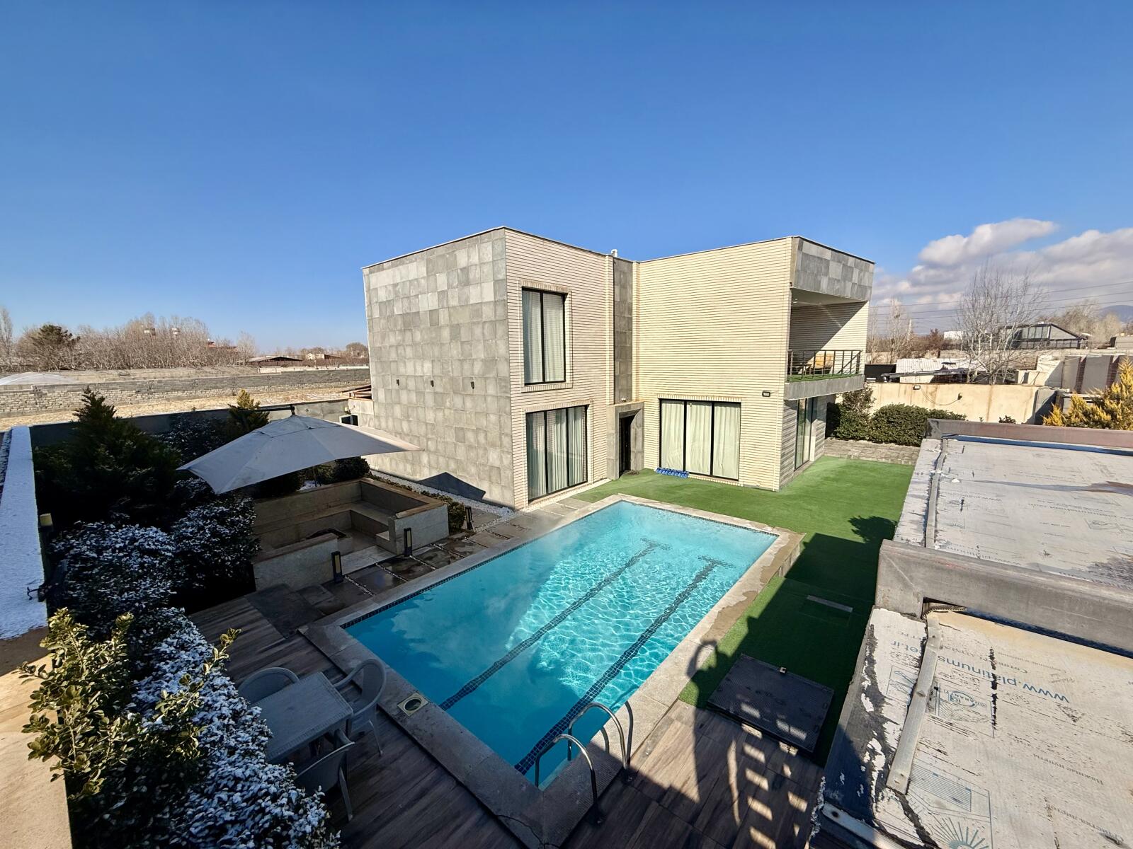 نمای ساختمان