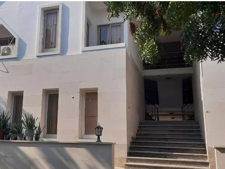 نمای ساختمان