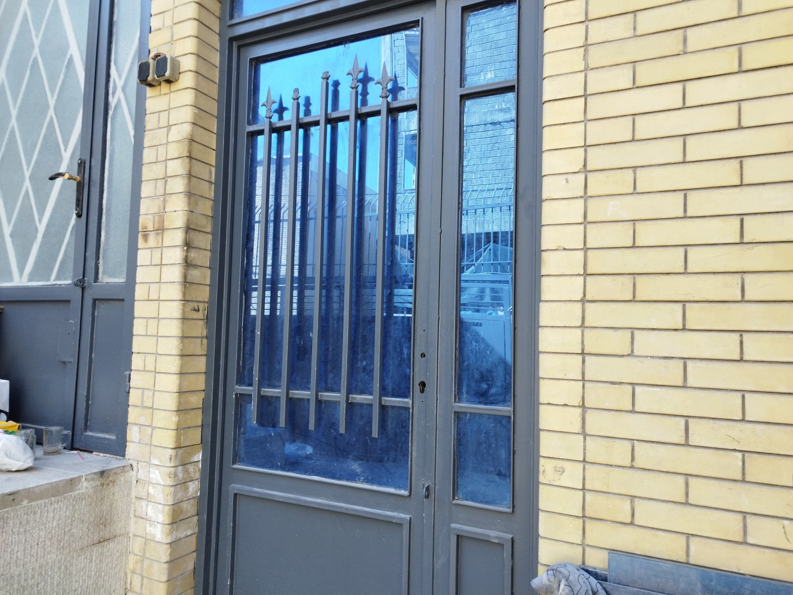 ورودی اقامتگاه ورودی اقامتگاه