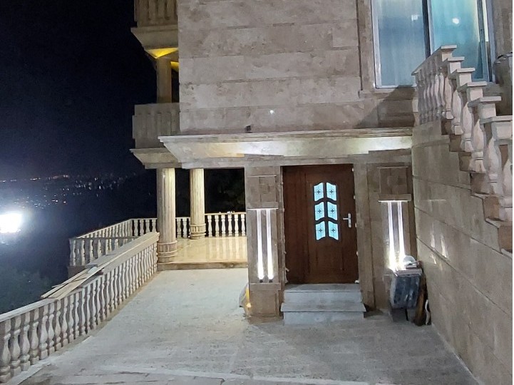 ورودی اقامتگاه