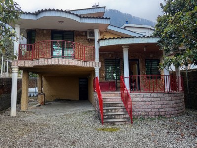 ویلای دوبلکس "سنگسرا" در نوشهر ویلای دوبلکس "سنگسرا" در نوشهر