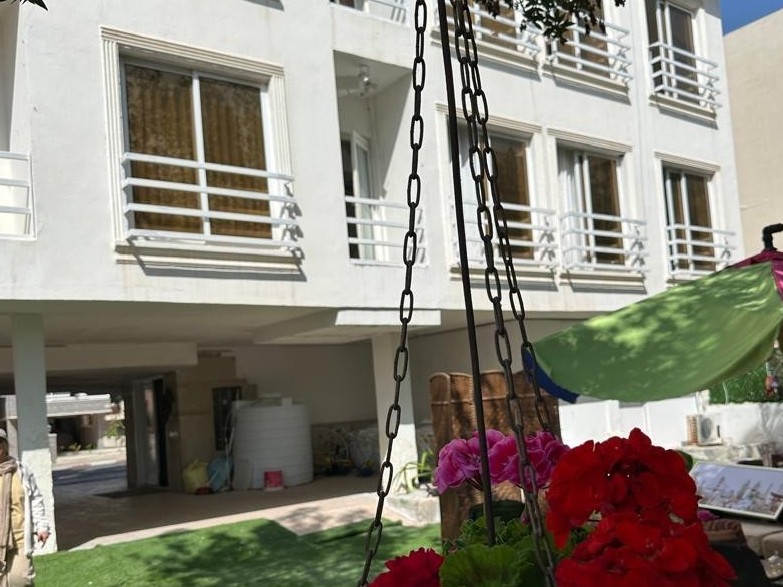 نمای ساختمان