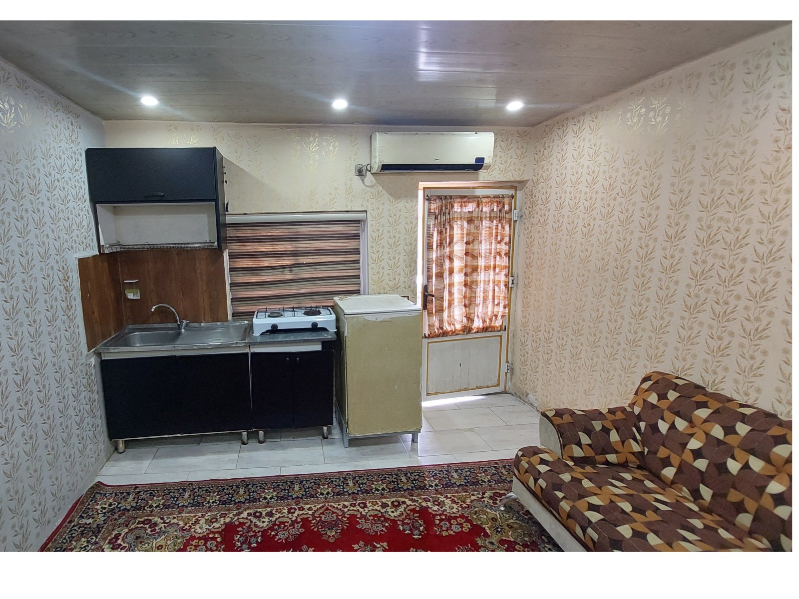 اتاق پذیرایی واشپزخانه اتاق پذیرایی واشپزخانه