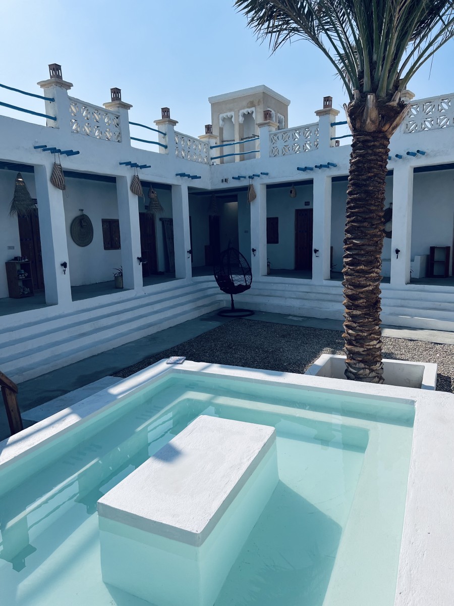 حیاط