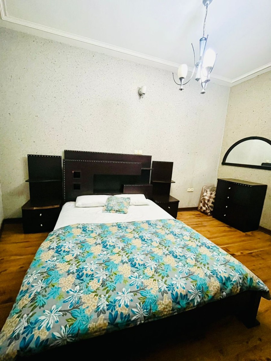 اتاق‌خواب 1