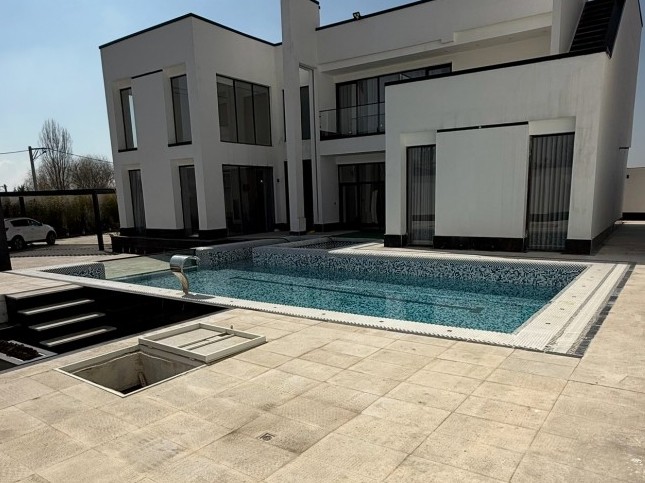 استخر استخر