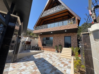 کلبه جنگلی رزا تریبلکس استخرسرپوشیده