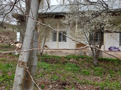 خانه باغ زیبا در طالقان