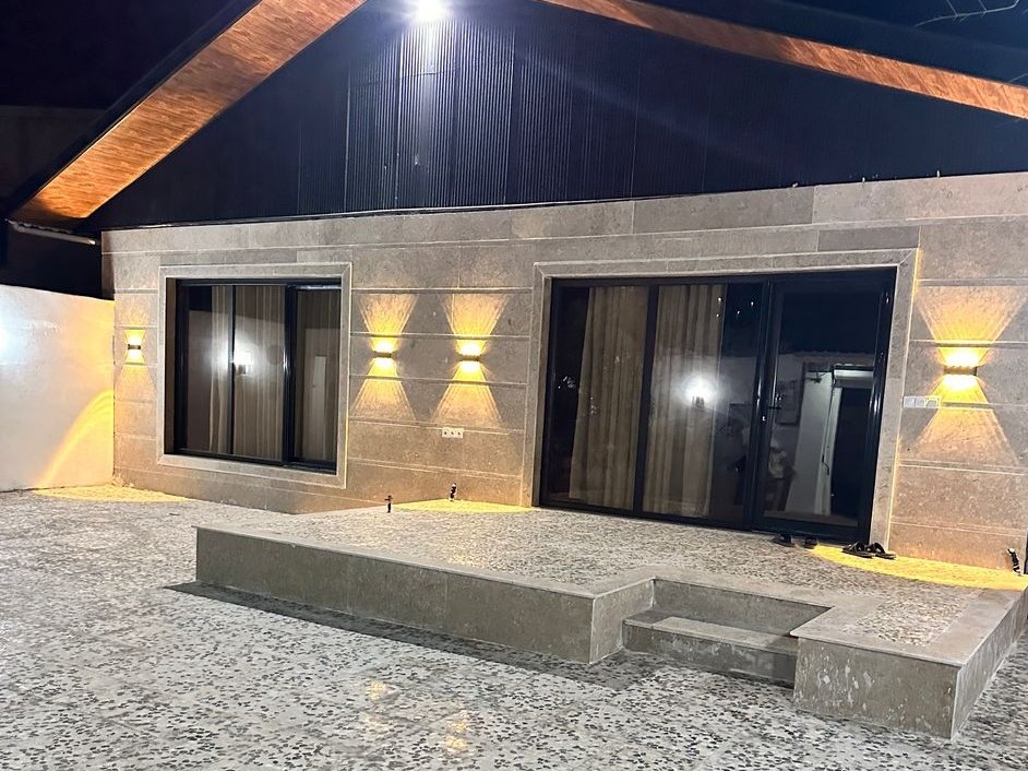 نمای ساختمان