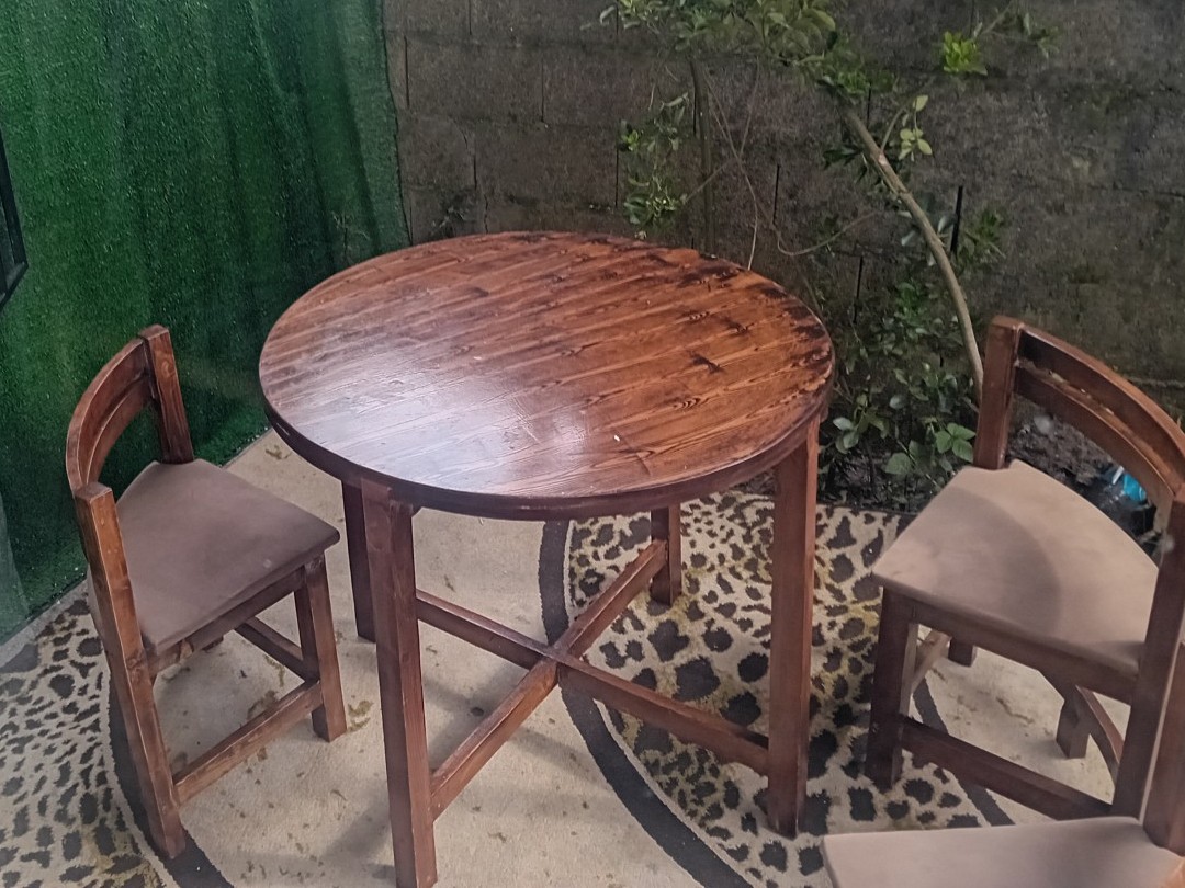 میز غذاخوری