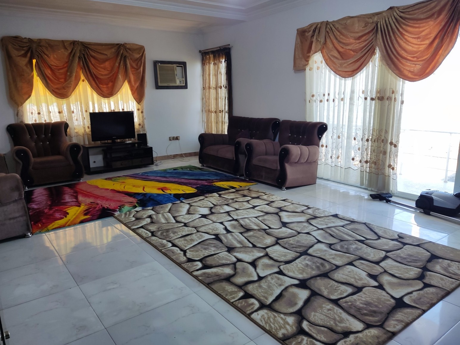 اتاق پذیرایی اتاق پذیرایی