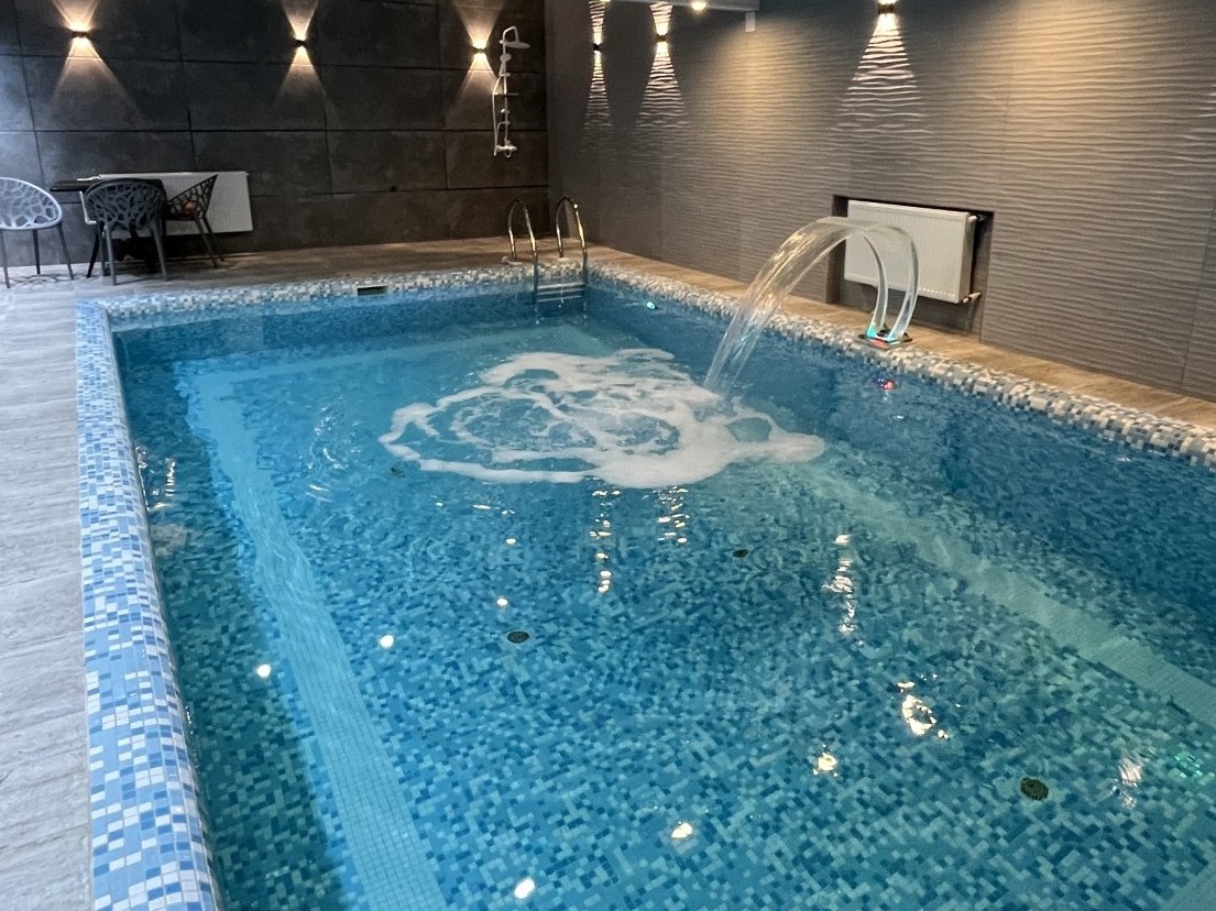 استخر استخر