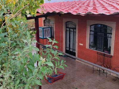 ویلای سه‌خوابه استخردار در دهستان گلاب
