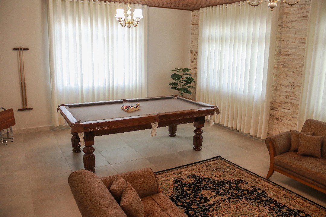 میز بیلیارد