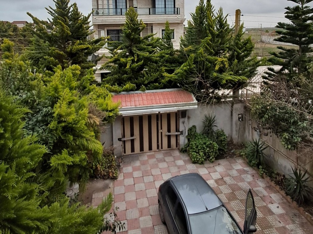 حیاط