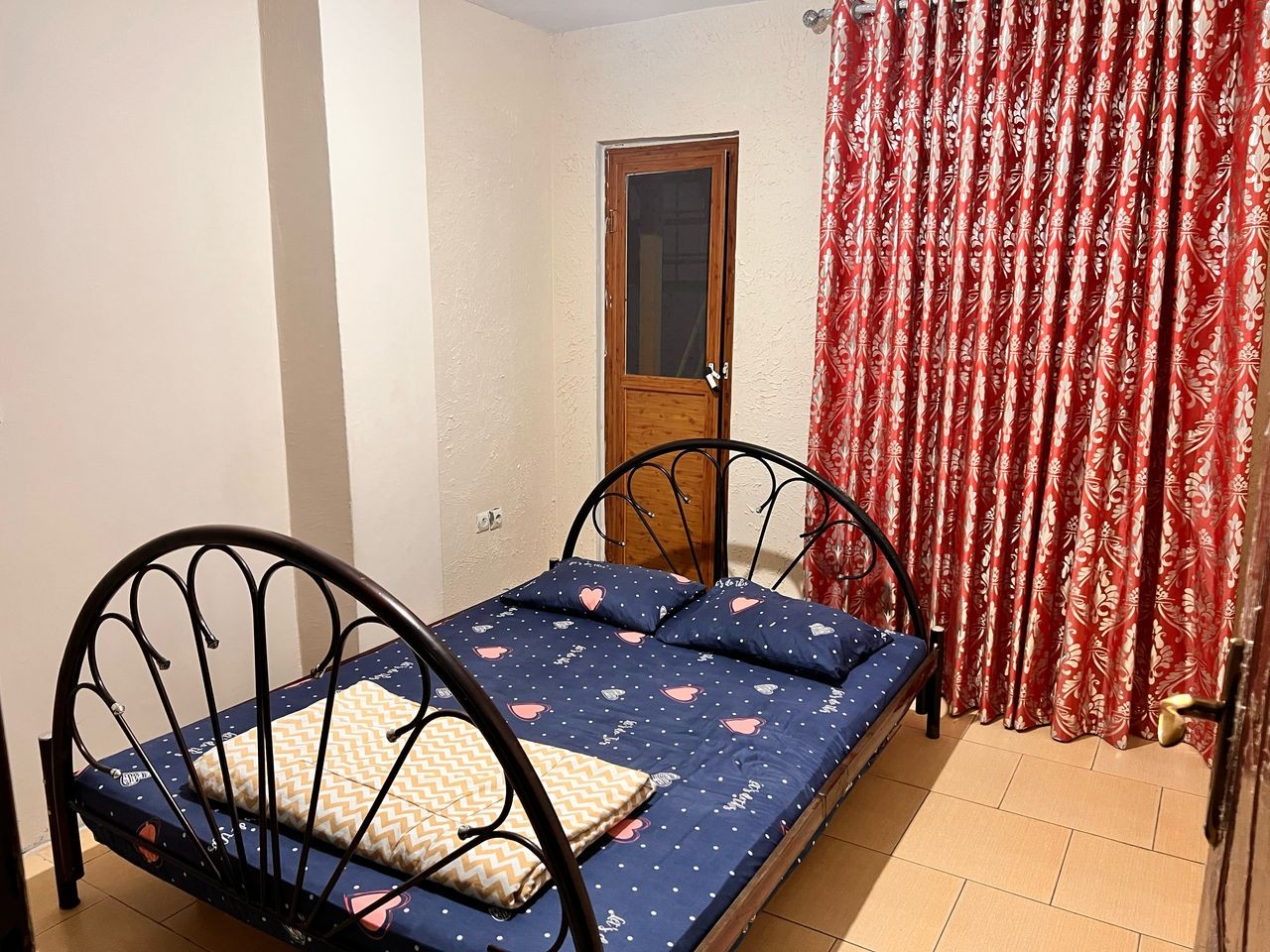 اتاق‌خواب 1