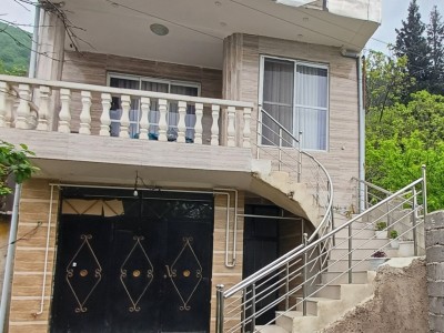 ویلای حیاط دار "جهانی"