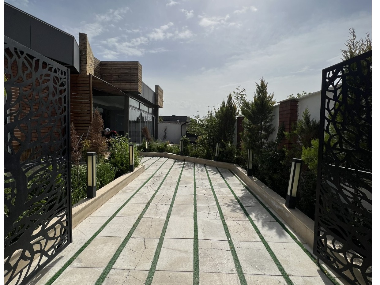 ورودی اقامتگاه