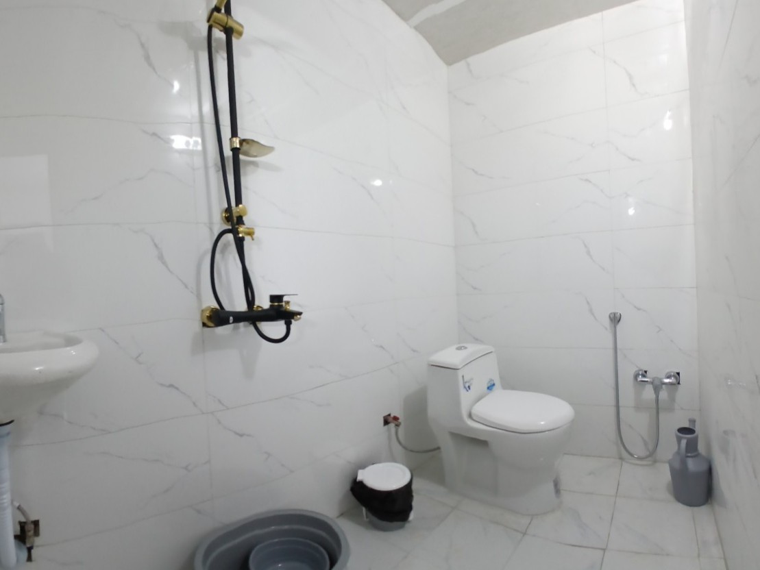 سرویس بهداشتی و حمام سرویس بهداشتی و حمام