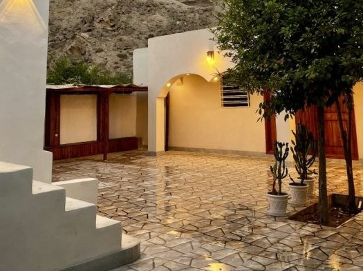 حیاط