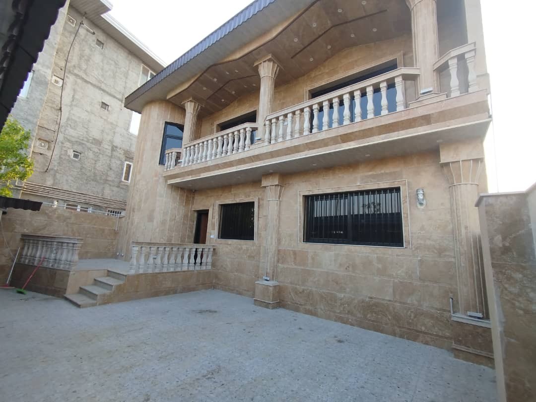 حیاط