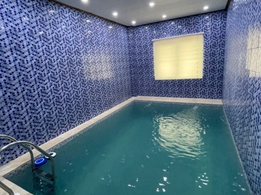 استخر استخر