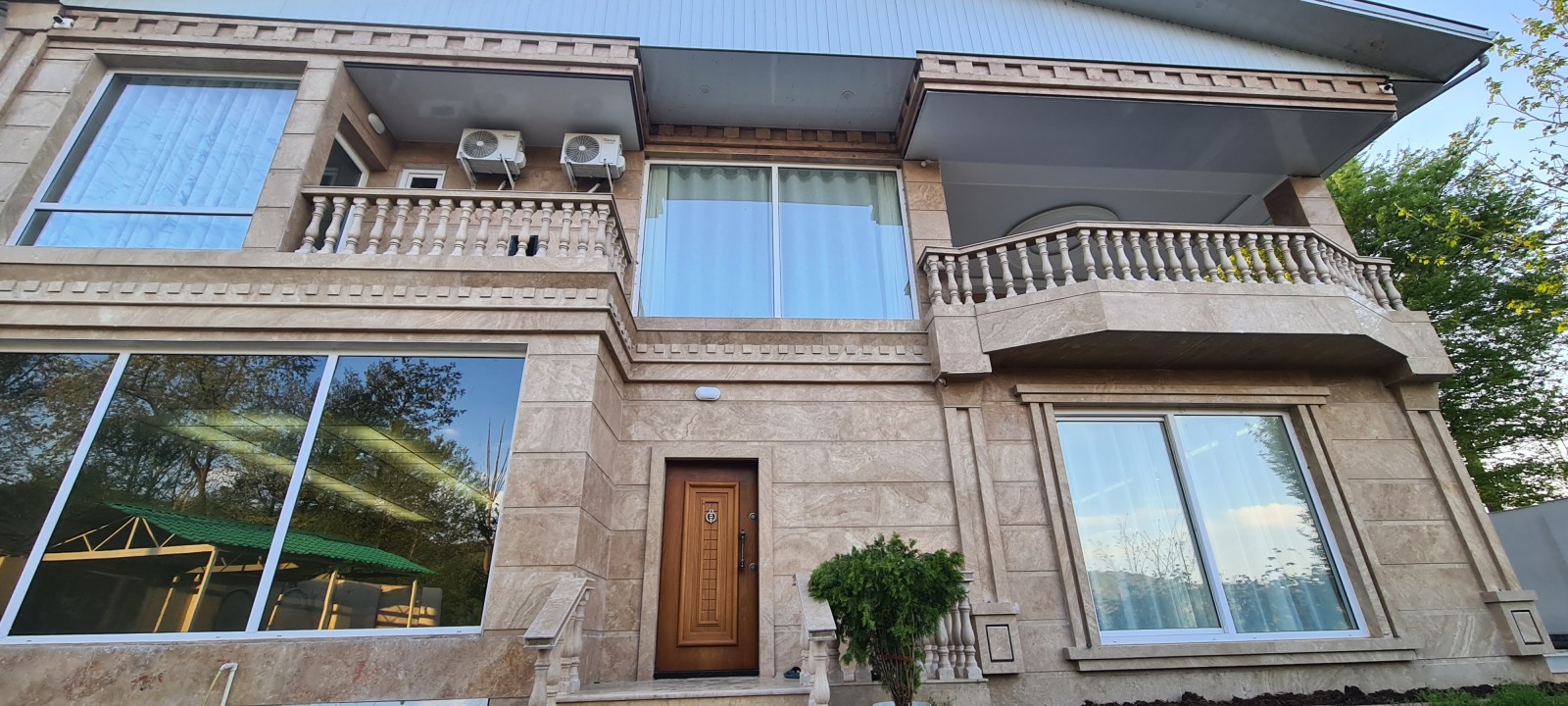 نمای ساختمان