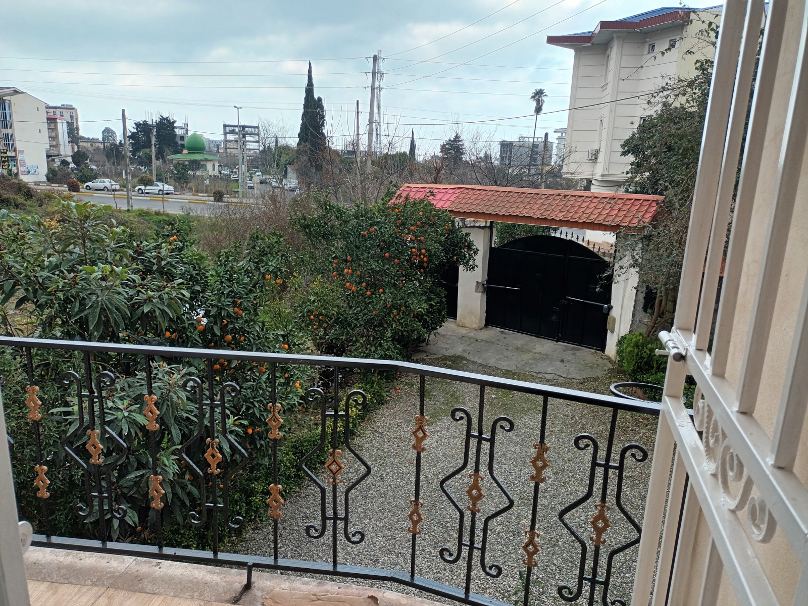 حیاط