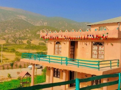 اقامتگاه بومگردی "اتاق یاسمن"