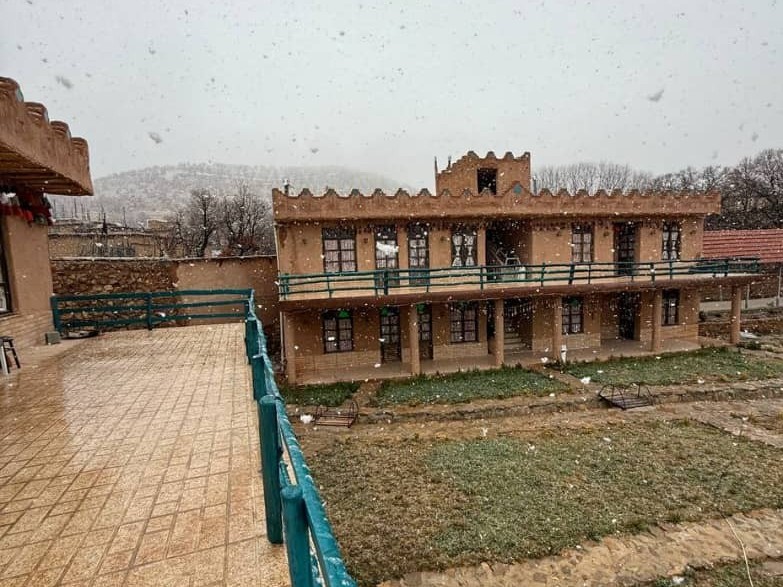 نمای ساختمان