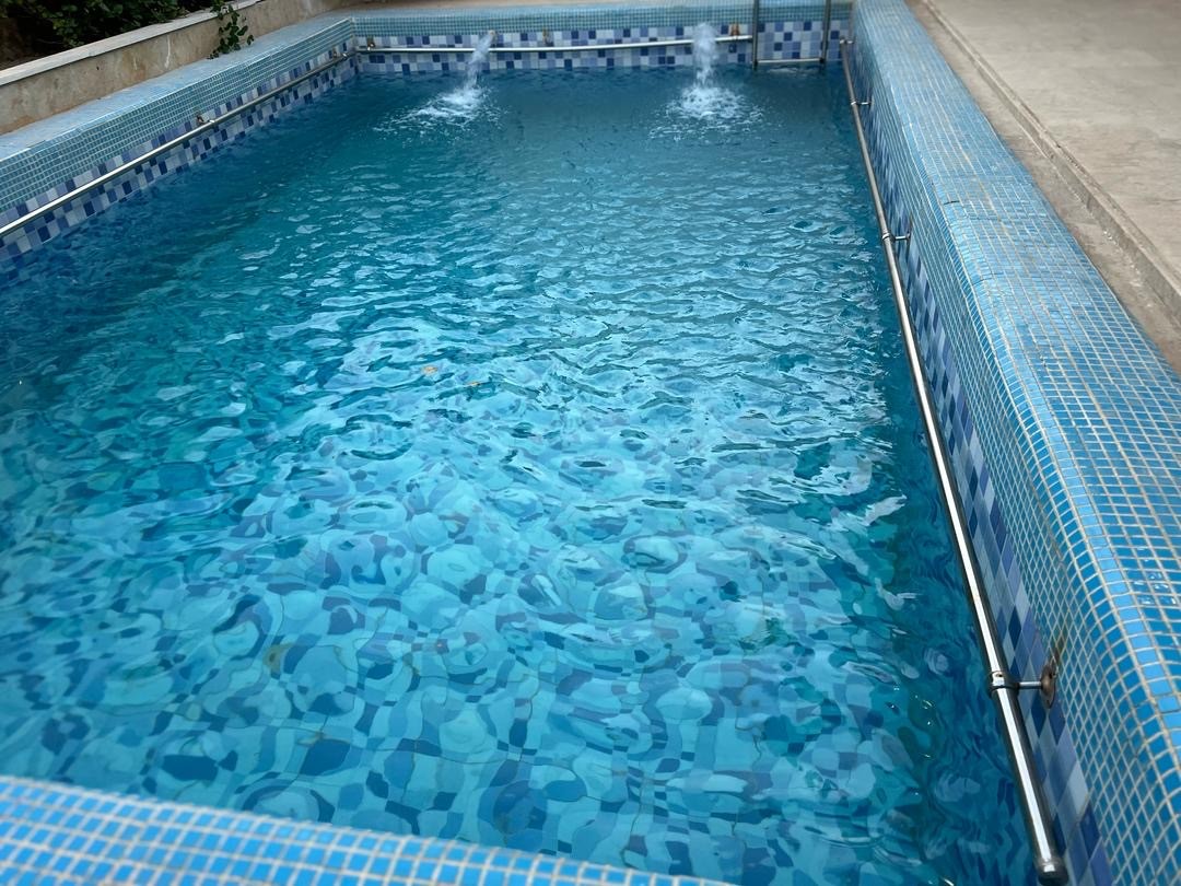 استخر استخر