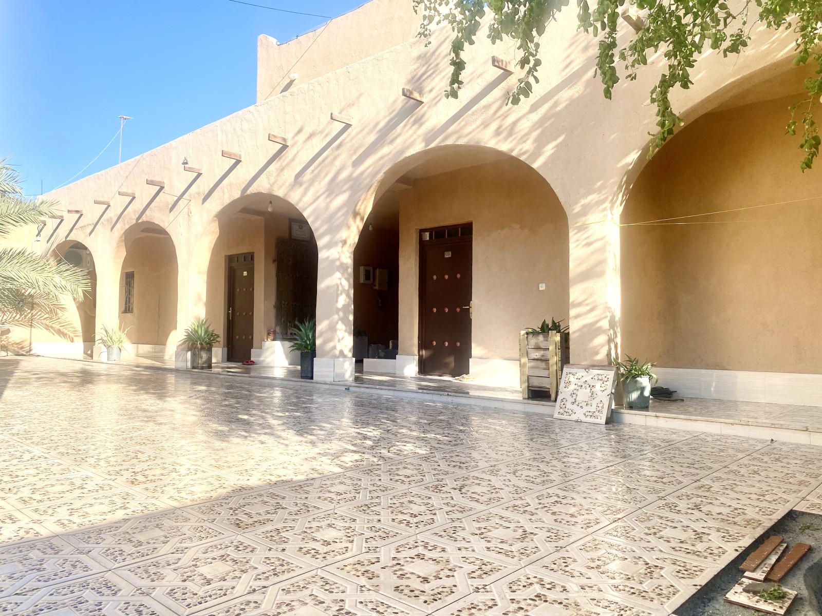 نمای ساختمان